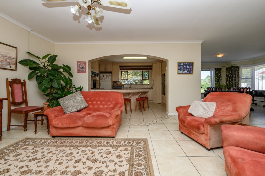4 Bedroom Property for Sale in Brymore Eastern Cape